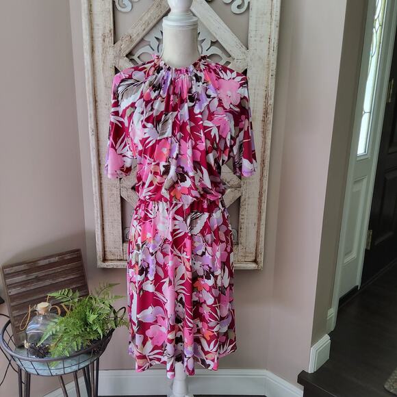 Maggy London Women's Flutter Sleeve Ruffle High Neck Blouson A-Line Midi Dress - Picture 4 of 15